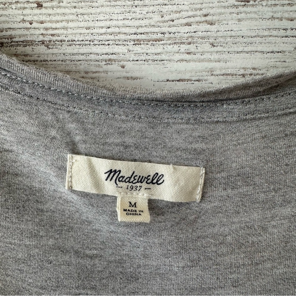 *3/$20* MADEWELL Scoop Neck Semi-sheer Slouchy Tee Minimalist Capsule Wardrobe M - Picture 2 of 4